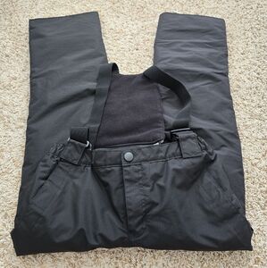 Children's place snowbib/ pants removable bib